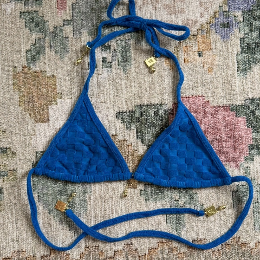 Bydee Barcelona Top in Cobalto cobalt gold charms